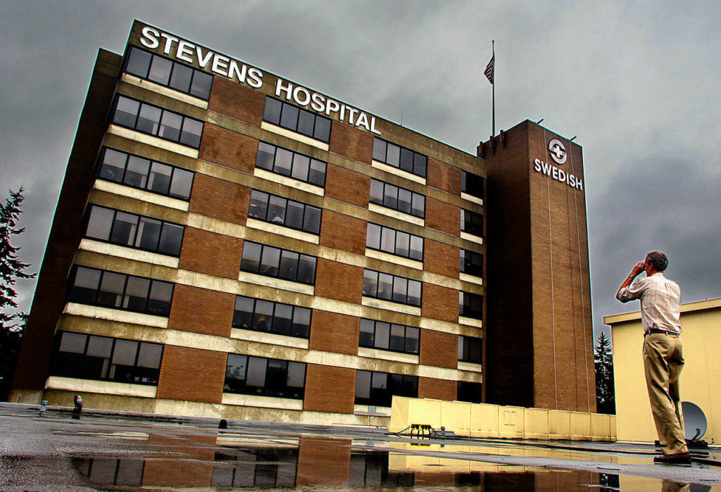 Swedish Edmonds was known as Stevens Hospital until 2010. Both signs were still on view in this 2010 photo. (Mark Mulligan / Herald file)
