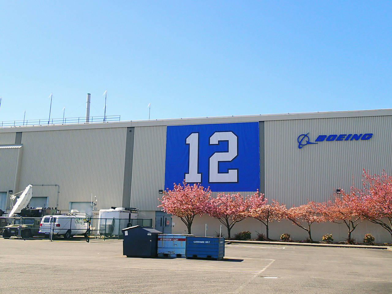 Boeing says it will sell about 50 acres at Kent site