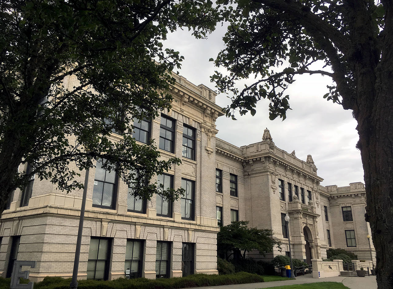 Everett High School (Sue Misao / The Herald)