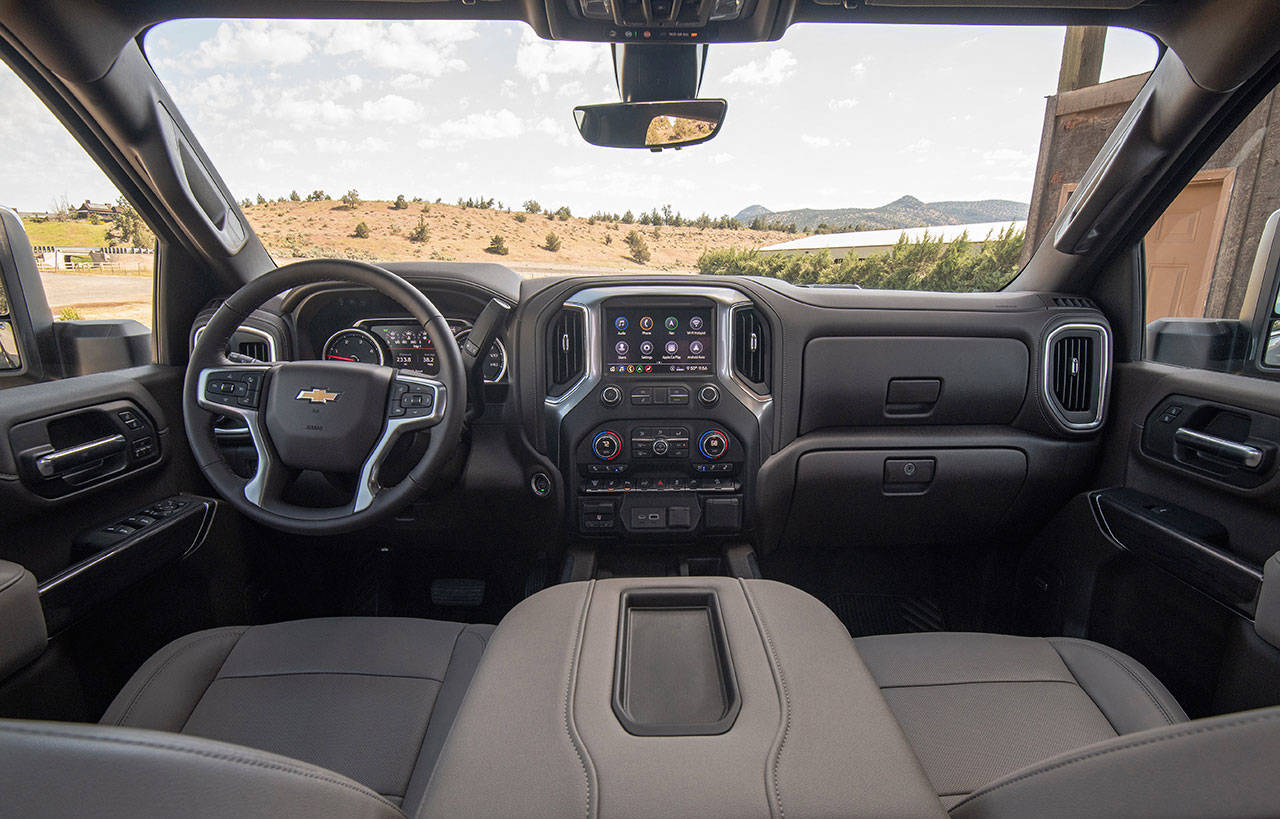 An infotainment system with 7-inch touchscreen is standard on the 2020 Chevrolet Silverado 2500HD. It includes Android Auto and Apple CarPlay integration. (Manufacturer photo)