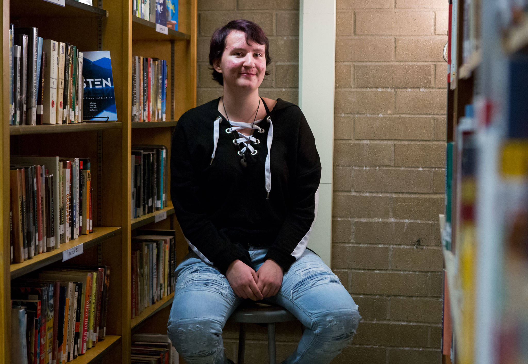 Jenna Jensen, 18, at Scriber Lake High School on Tuesday. Jensen hopes to go into set design after graduation. (Olivia Vanni / The Herald)