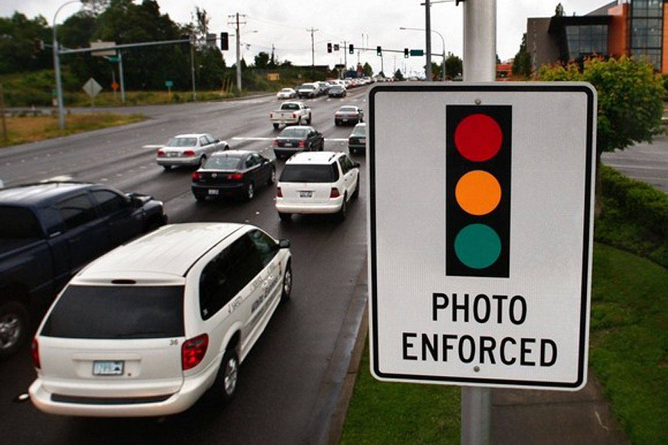 Everett reconsidering traffic-enforcement cameras