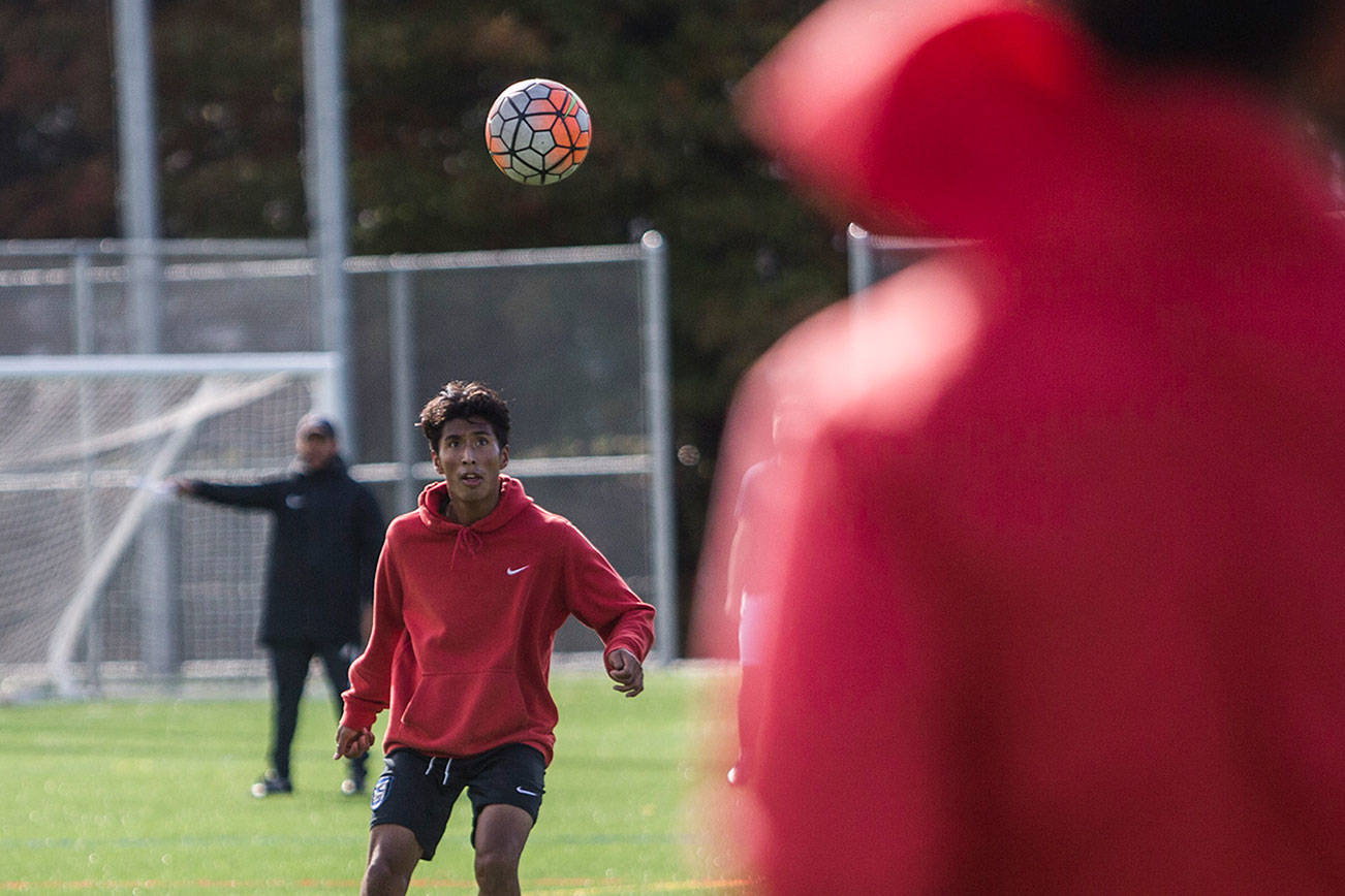 Ex-Wesco players on Everett CC men’s and women’s soccer teams