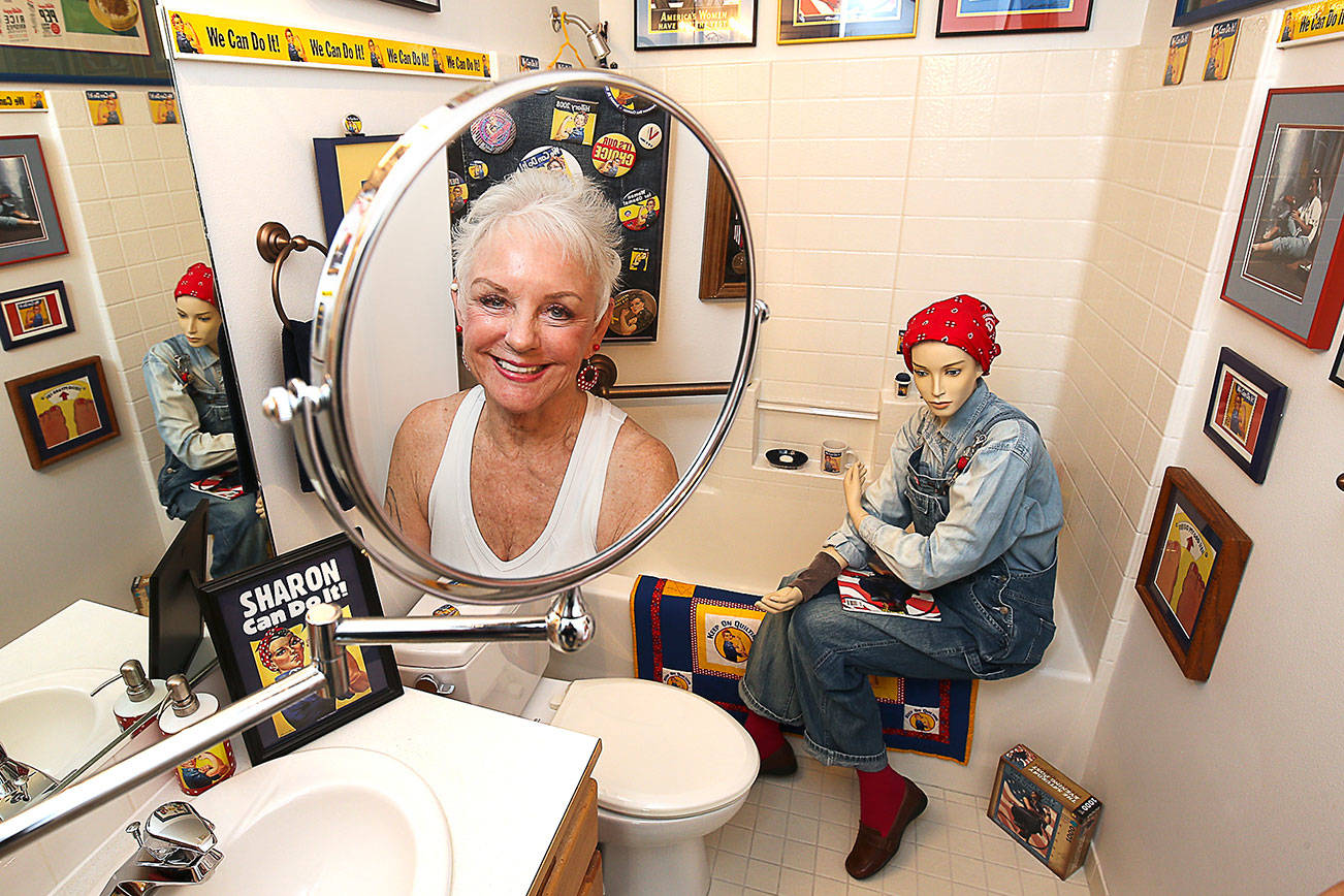 Rosie the Riveter proudly perches on Monroe woman’s bathtub