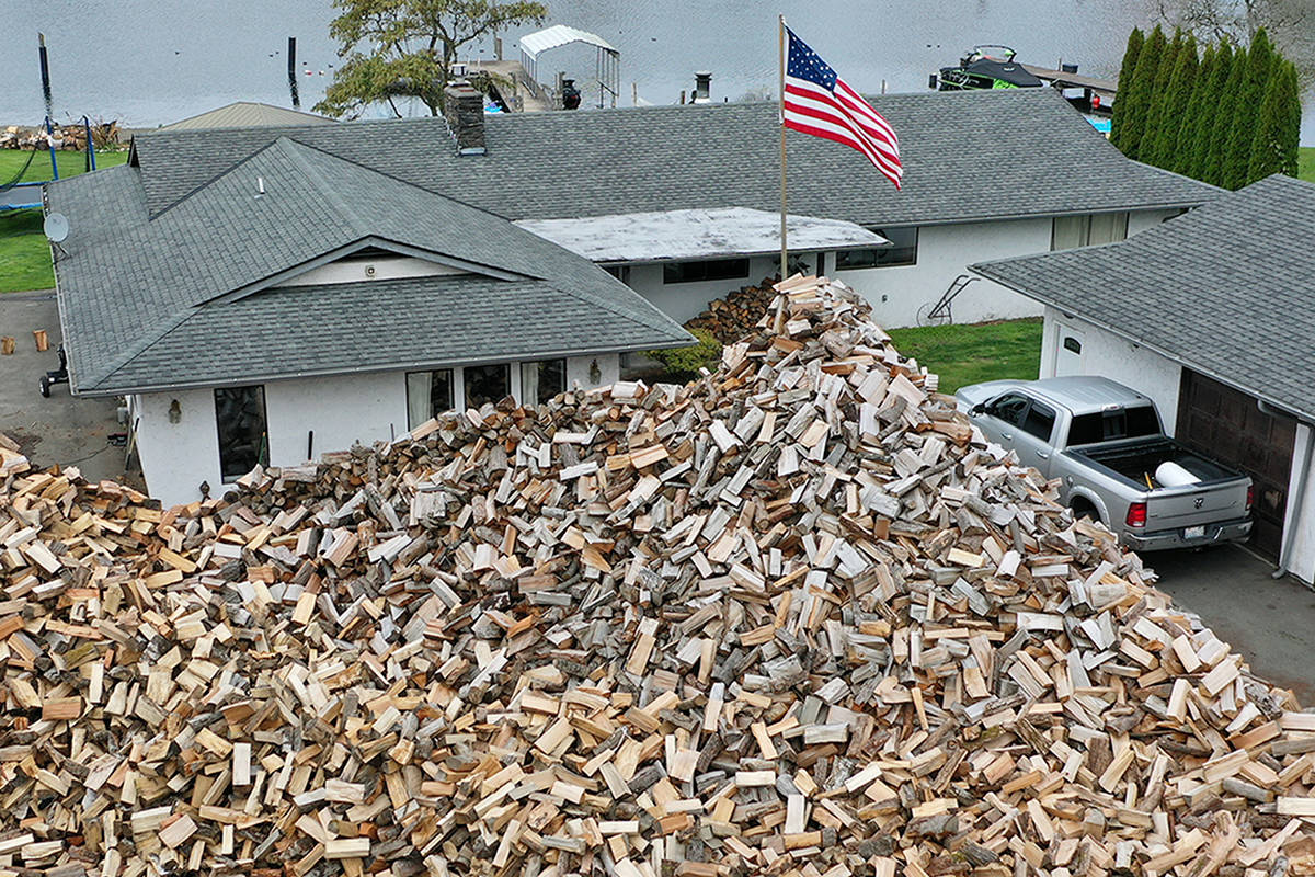 Lake Stevens Could Fine Famous Wood Stocker 70 000 A Month