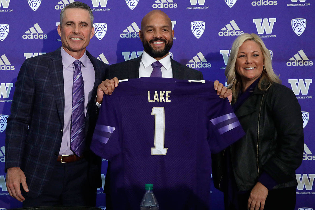 Lake ‘the right guy’ to take over UW football program