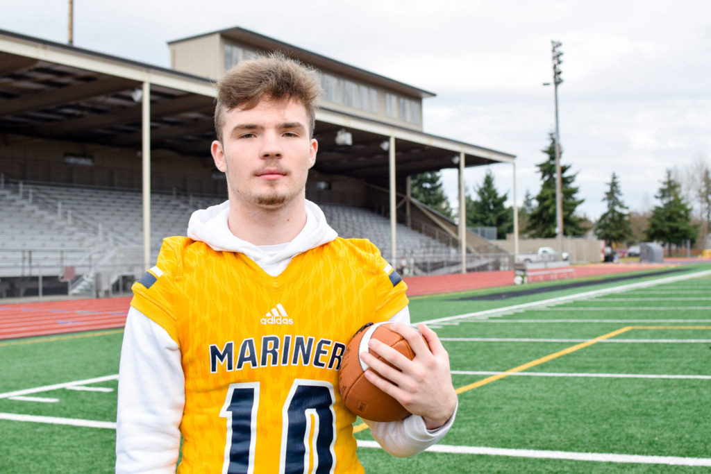 Two-way standout Roman Savchuk had four interceptions. (Katie Webber / The Herald)
