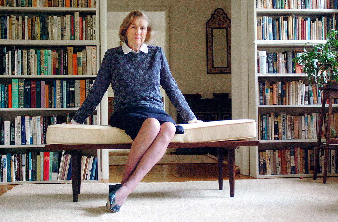 Author Elizabeth Spencer is pictured in Chapel Hill, North Carolina, in front of a personal library in 2005. (News Observer via AP, File)