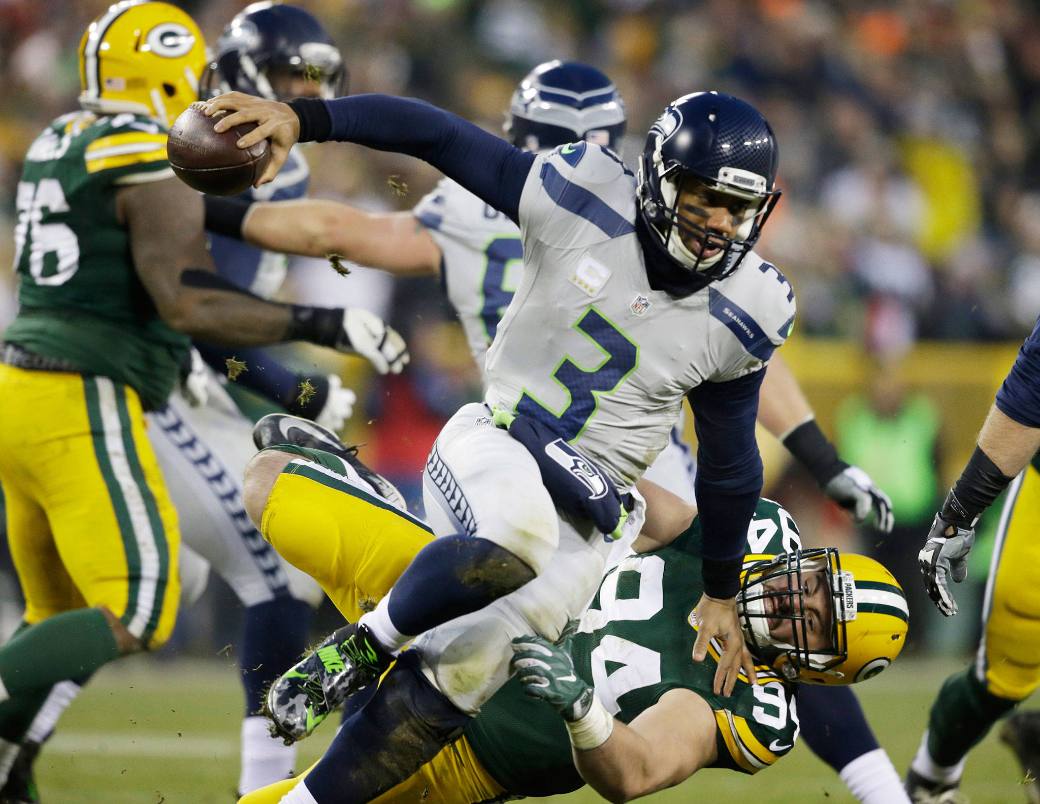 Seahawks quarterback Russell Wilson threw five interceptions in a 38-10 loss to the Packers in 2016 at Lambeau Field. (AP Photo/Jeffrey Phelps)