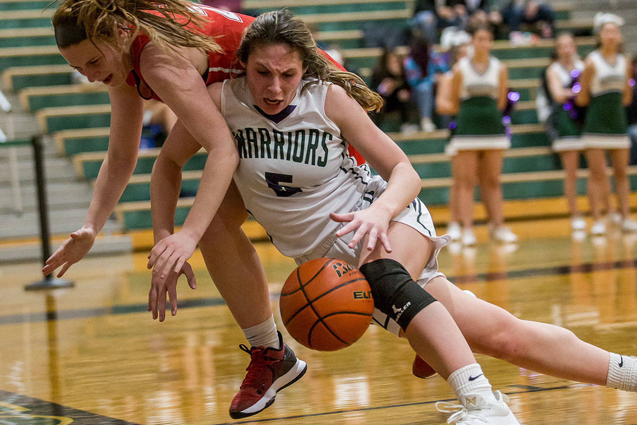 Edmonds-Woodway stifles Snohomish, stays perfect in Wesco 3A/2A