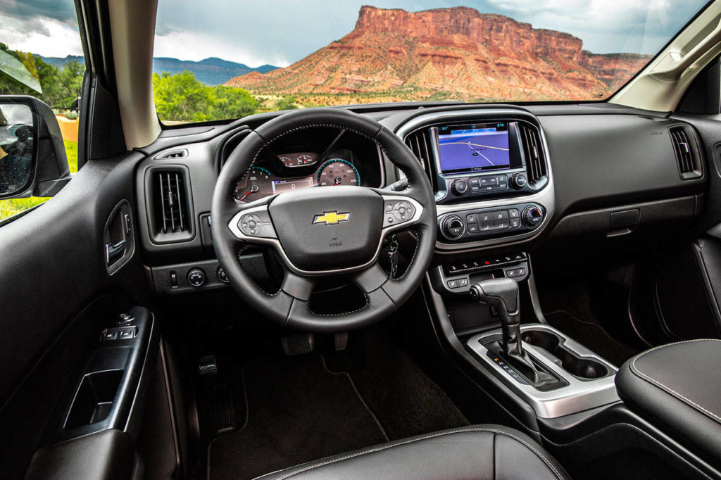 An 8-inch touchscreen dominates the 2020 Chevrolet Colorado ZR2 infotainment system, which is one of the best in the business due to its ease of use. (Manufacturer photo)
