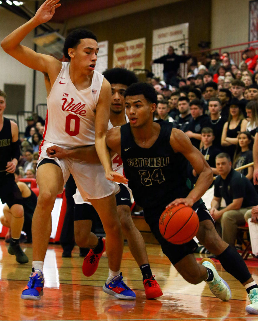 Marysville Pilchuck beat visiting Marysville Getchell, 61-57, on Friday evening at Marysville Pilchuck High School. (Kevin Clark / The Herald)
