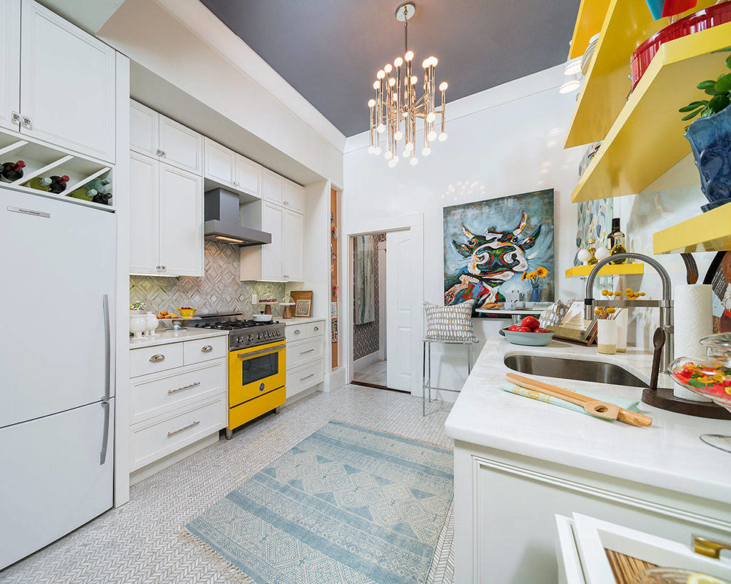 This colorful Florida kitchen by Cheryl Kees Clendenon was a National Kitchen and Bath Association 2018 Design Competition Winner. (Greg Riegler)
