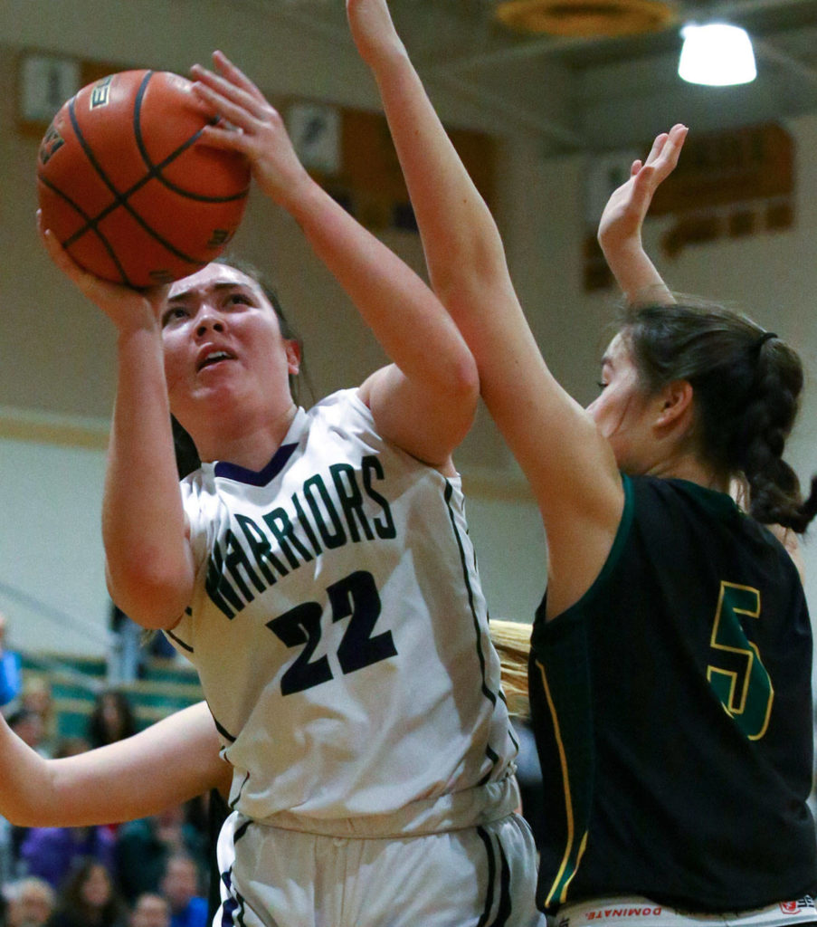 Shorecrest defeated Edmonds-Woodway 59-52 in overtime.Tuesday evening at Edmonds-Woodway Hiigh School in Edmonds on February 4, 2020. (Kevin Clark / The Herald)
