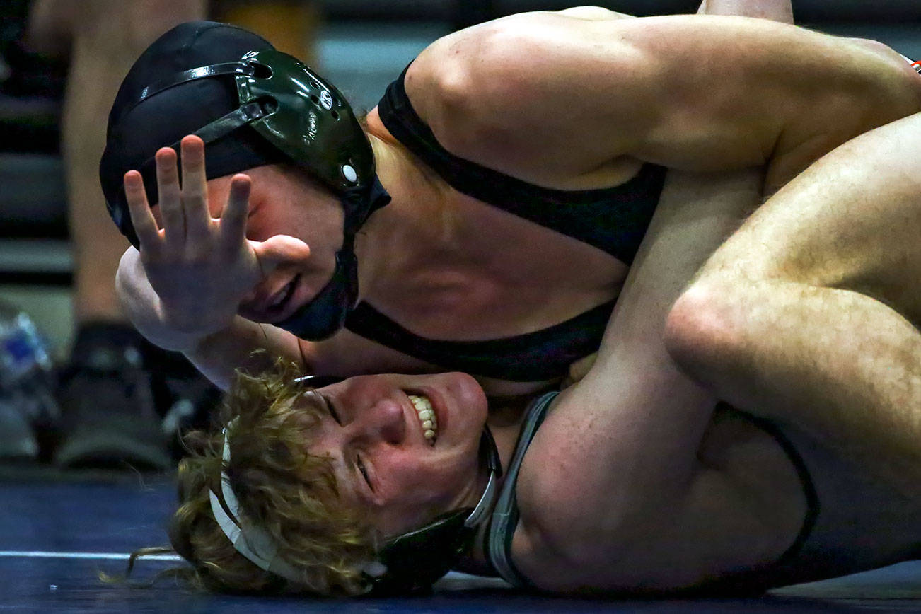 Lake Stevens wrestlers capture 4A regional team title