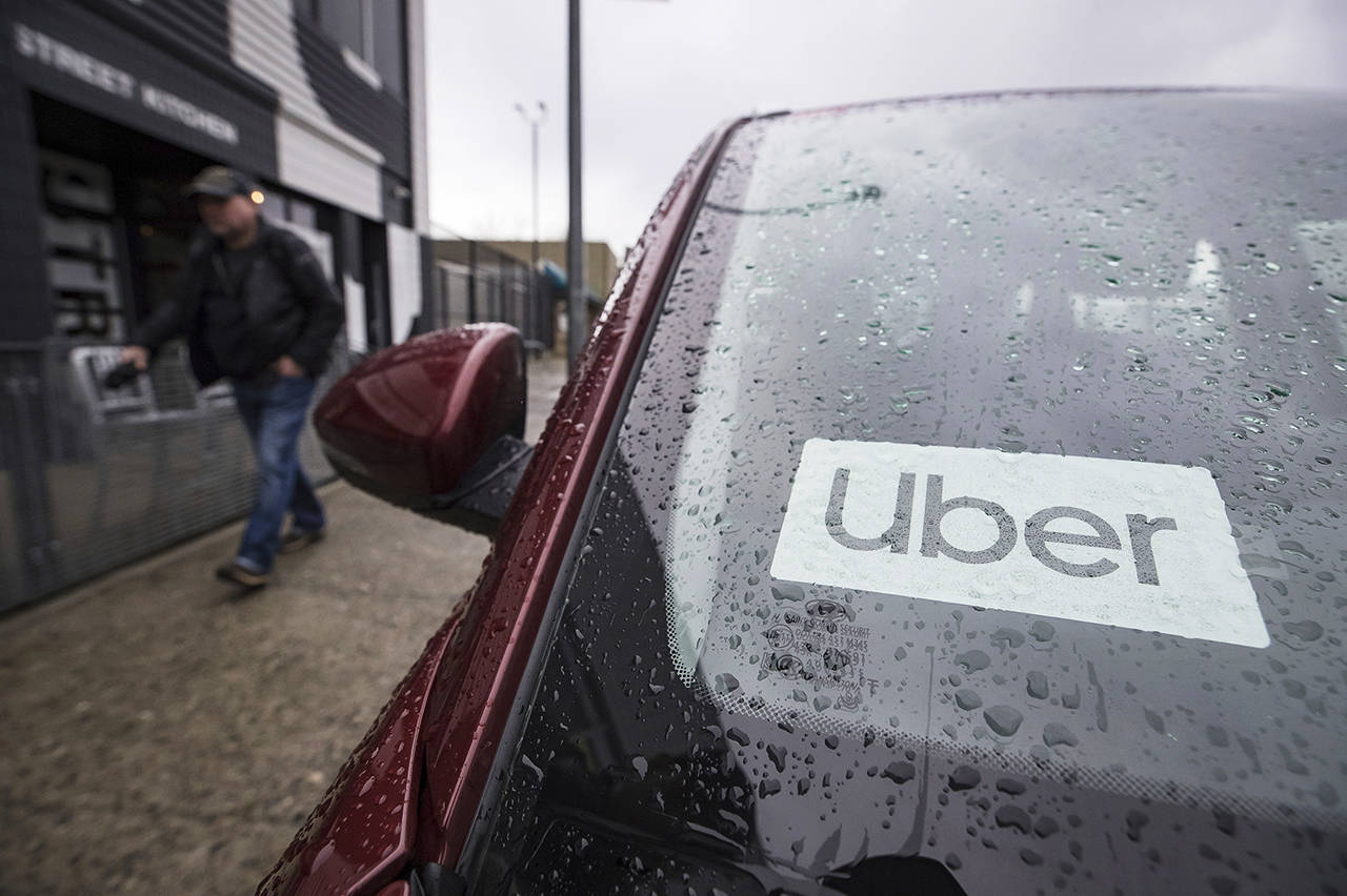 Police: Uber driver in Oregon locked rider in car, raped her