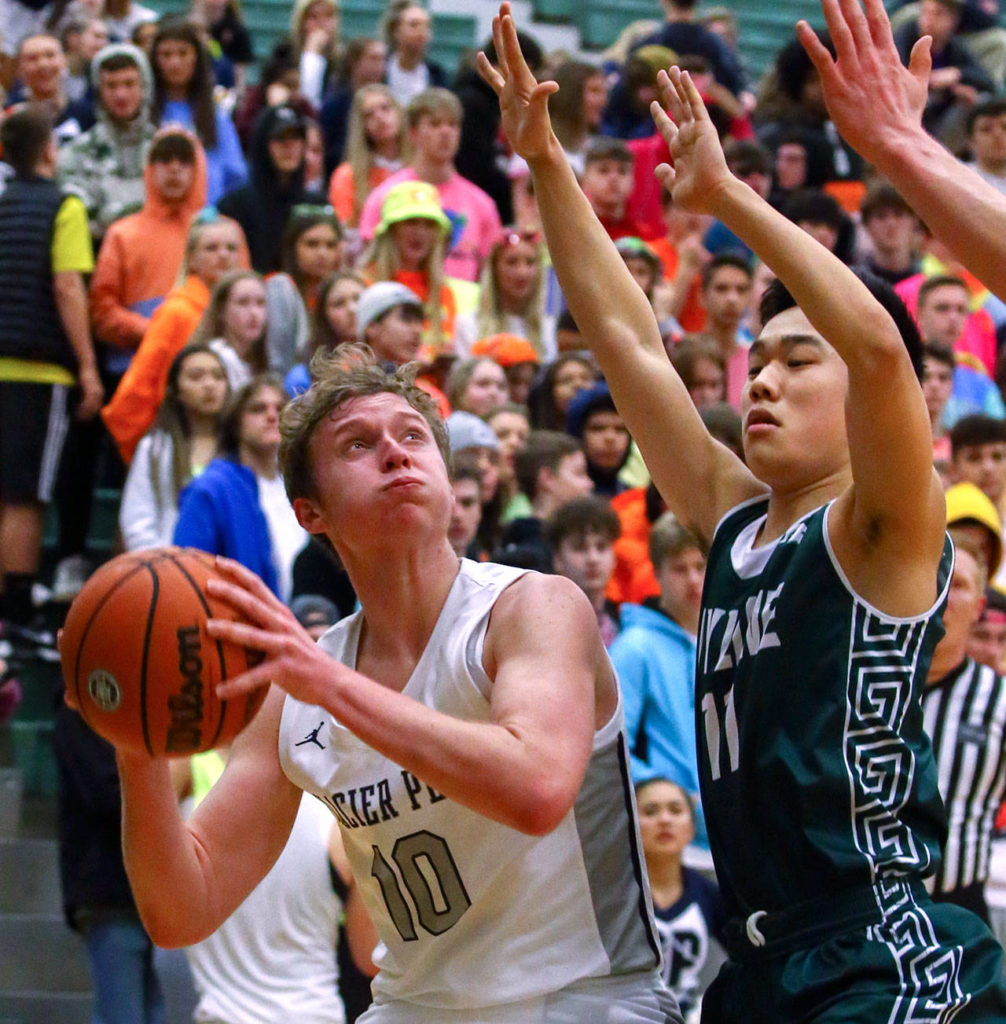 Glacier Peak defeated Skyline 59-39 in a Wes-King Bi-District Tournament game Tuesday evening at Jackson High School in Mill Creek. (Kevin Clark / The Herald).
