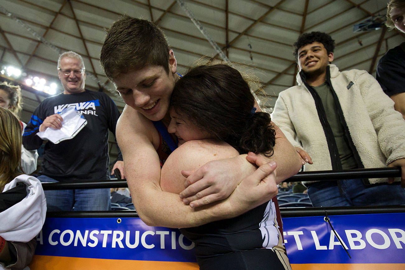 Mat Classic notebook: MP siblings each take home titles