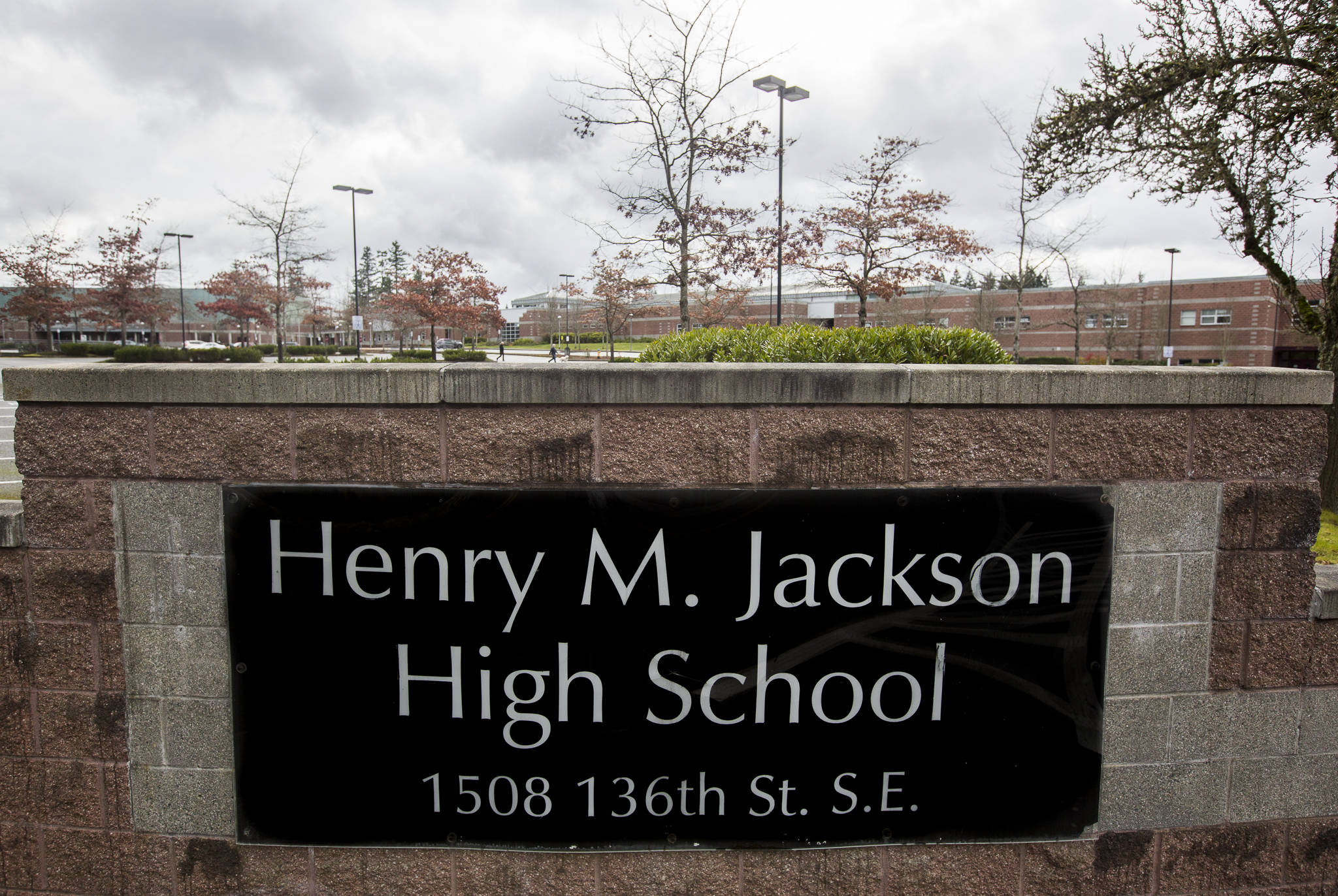 Henry M. Jackson High School in Mill Creek, where a student was recently diagnosed with the new coronavirus. (Olivia Vanni / The Herald)