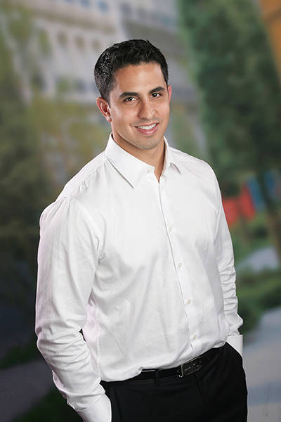 Dr. Ali Anissipour, of Western Washington Medical Group in Everett is the first doctor in Washington State to perform spinal surgeries using the Mazor X.
