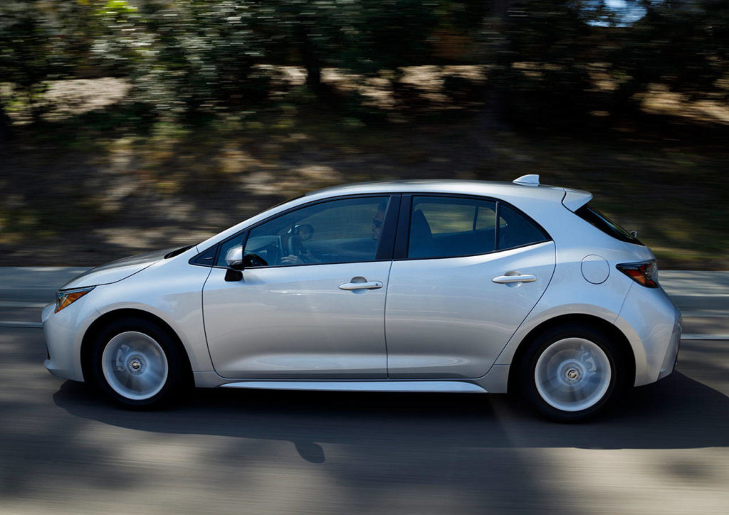 The 2020 Toyota Corolla is available with a manual transmission or a continuously variable automatic (CVT). (Manufacturer photo)
