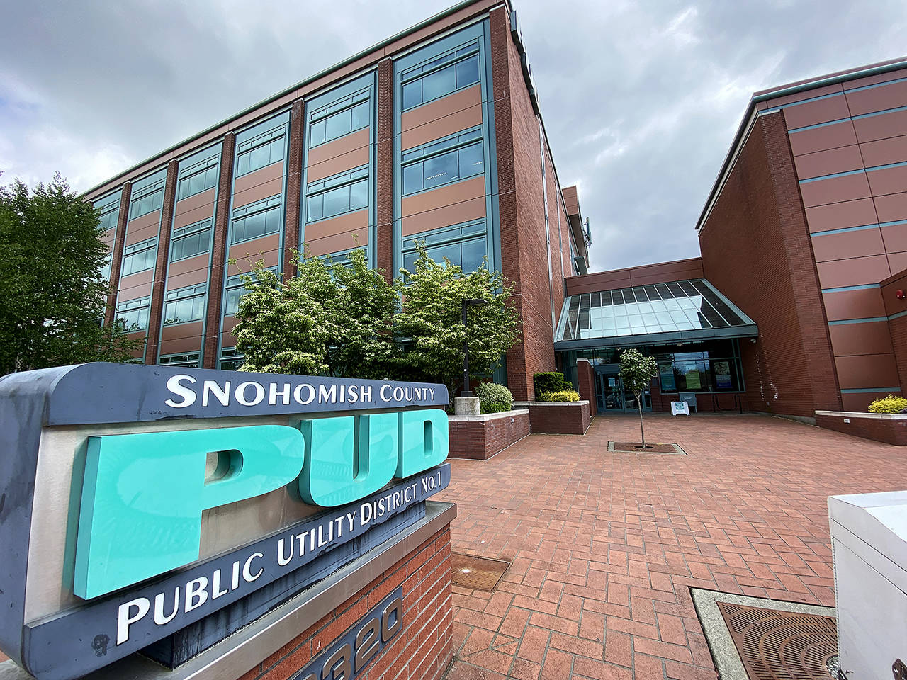 Snohomish County PUD (Sue Misao / The Herald)