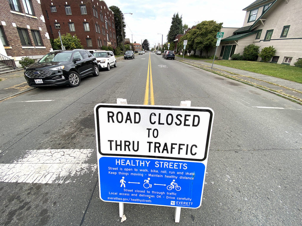 On Thursday, a “Road Closed” sign was posted on Hoyt Avenue where it meets Everett Avenue. (Sue Misao / The Herald)
