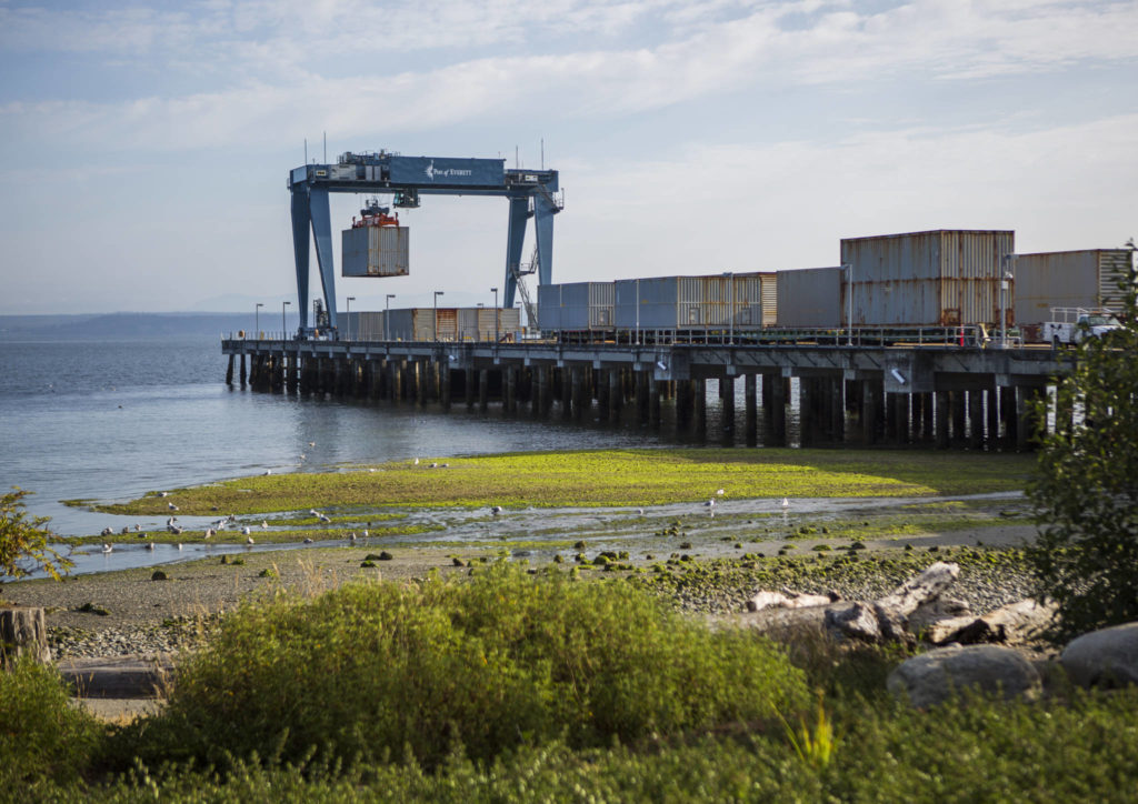 Airplane cargo bound for the Boeing plant is offloaded from a barge on Thursday at the Port of Everett. (Olivia Vanni / The Herald)
