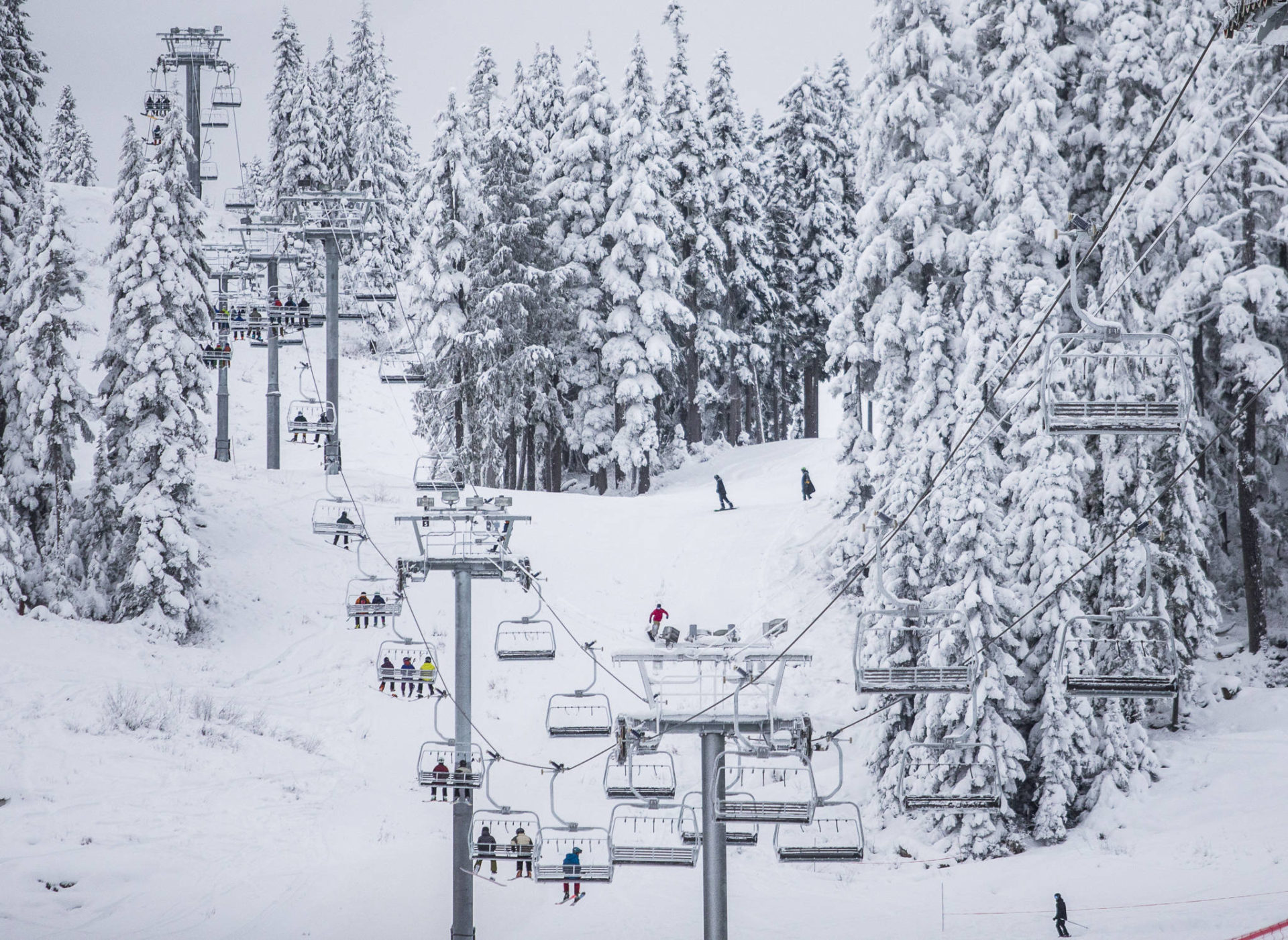 Stevens Pass announces plans to reopen slopes in December