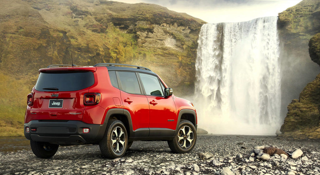 The 2020 Renegade Trailhawk comes standard with Jeep’s Active Drive Low full-time 4×4 system. (Manufacturer photo)
