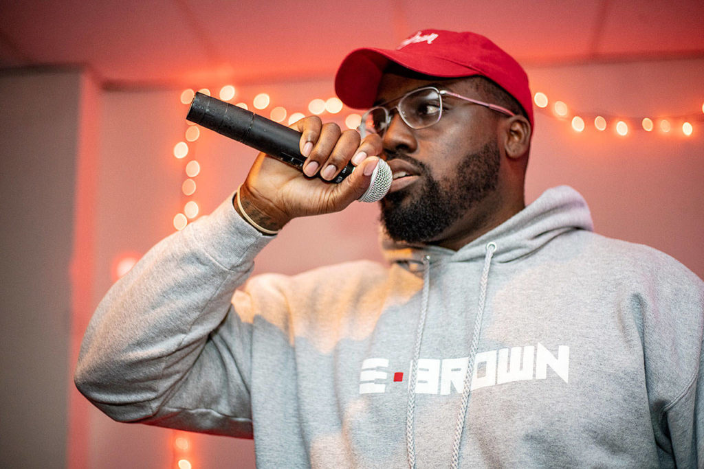 Emanuel Brown will perform a live-stream show Oct. 1 at the Black Lab Gallery in Everett. The U.S. Navy veteran plays a mix of hip-hop, RB and neo-soul. (James Gerde)
