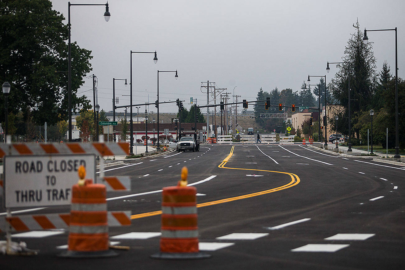 Looking west down First Street on Thursday, Oct. 1, 2020 in Marysville, Wa. (Olivia Vanni / The Herald)