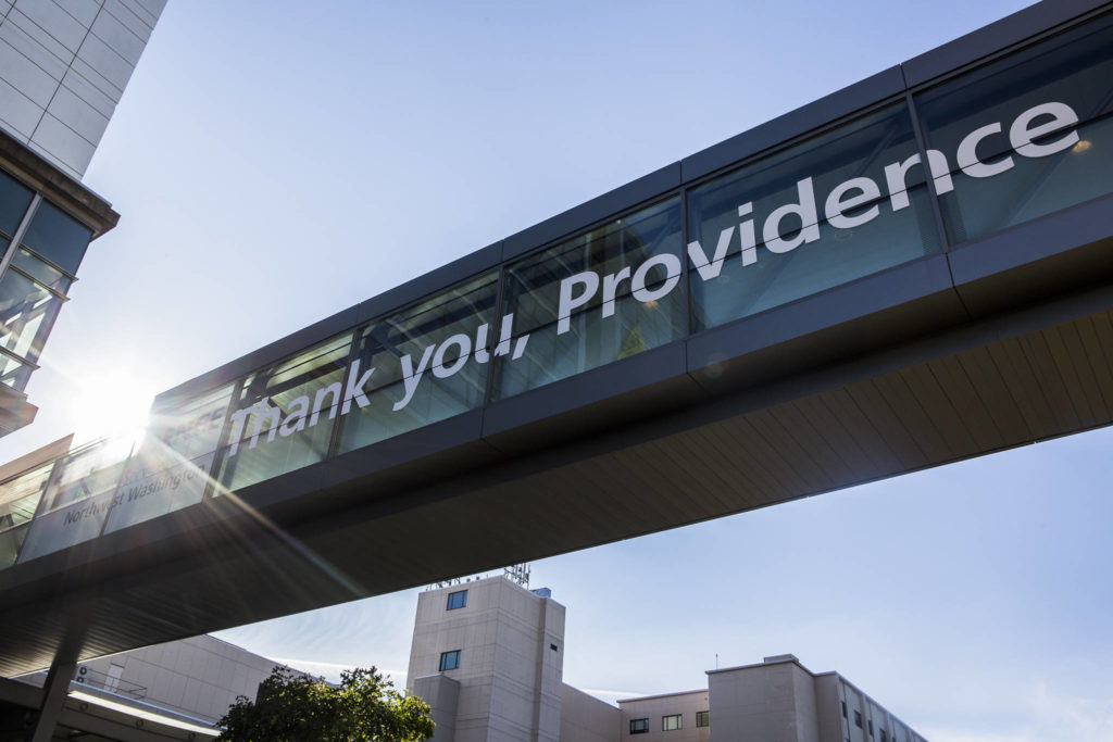A “thank you” to health care workers on the skybridge at Providence Regional Medical Center Everett. (Olivia Vanni / The Herald) 
