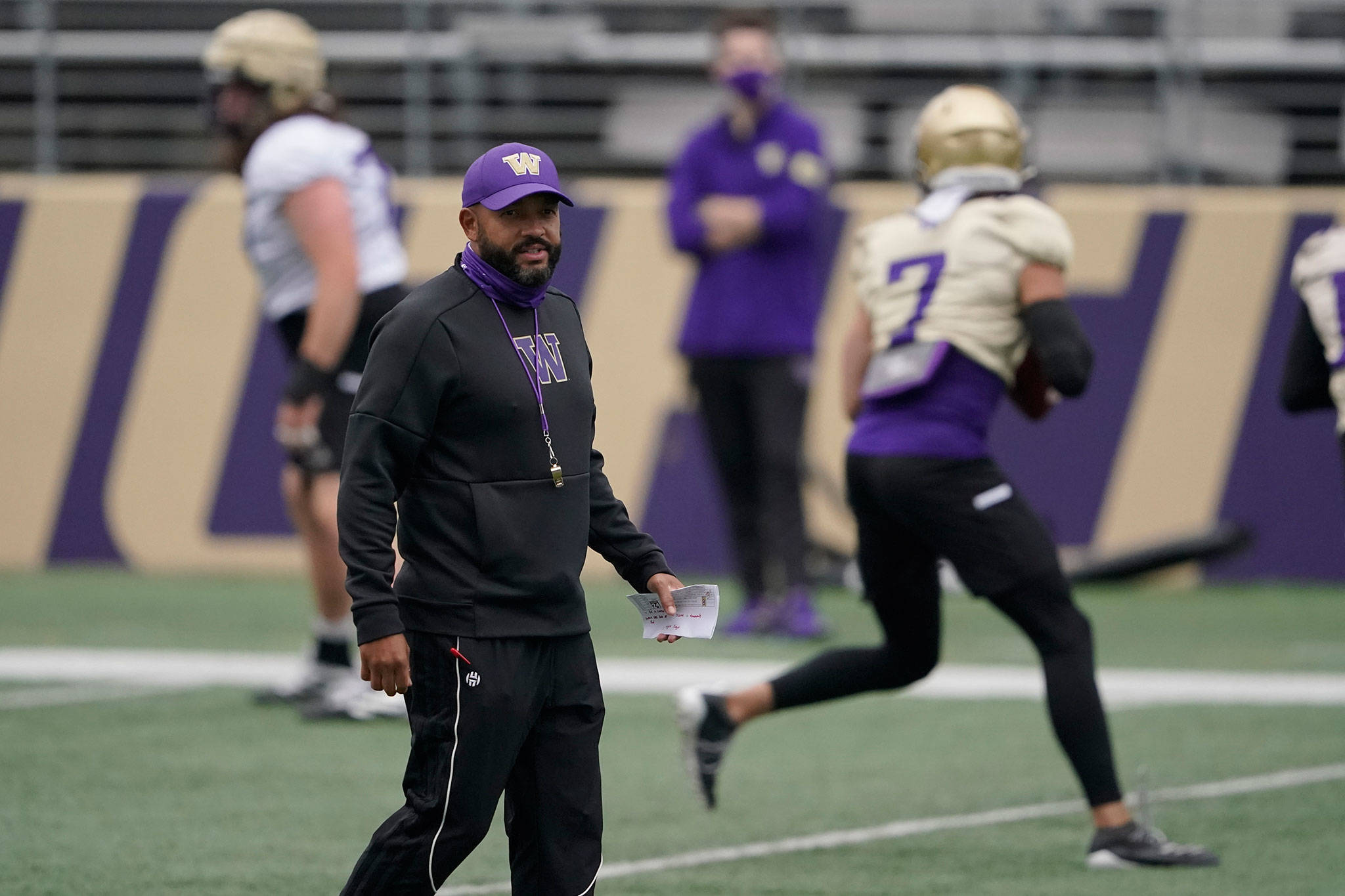 Washington head coach Jimmy Lake watches his team during practice on Oct. 16, 2020, in Seattle. (AP Photo/Ted S. Warren)