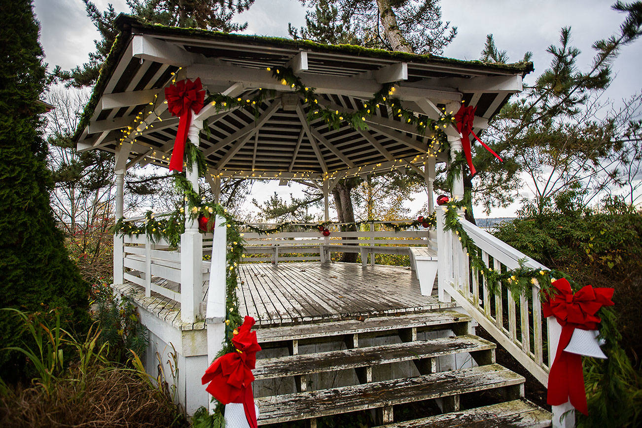 The Avenue A/Riverfront Gazebo decorated for the holidays on Friday, Nov. 13, 2020 in Snohomish, Wa. (Olivia Vanni / The Herald)