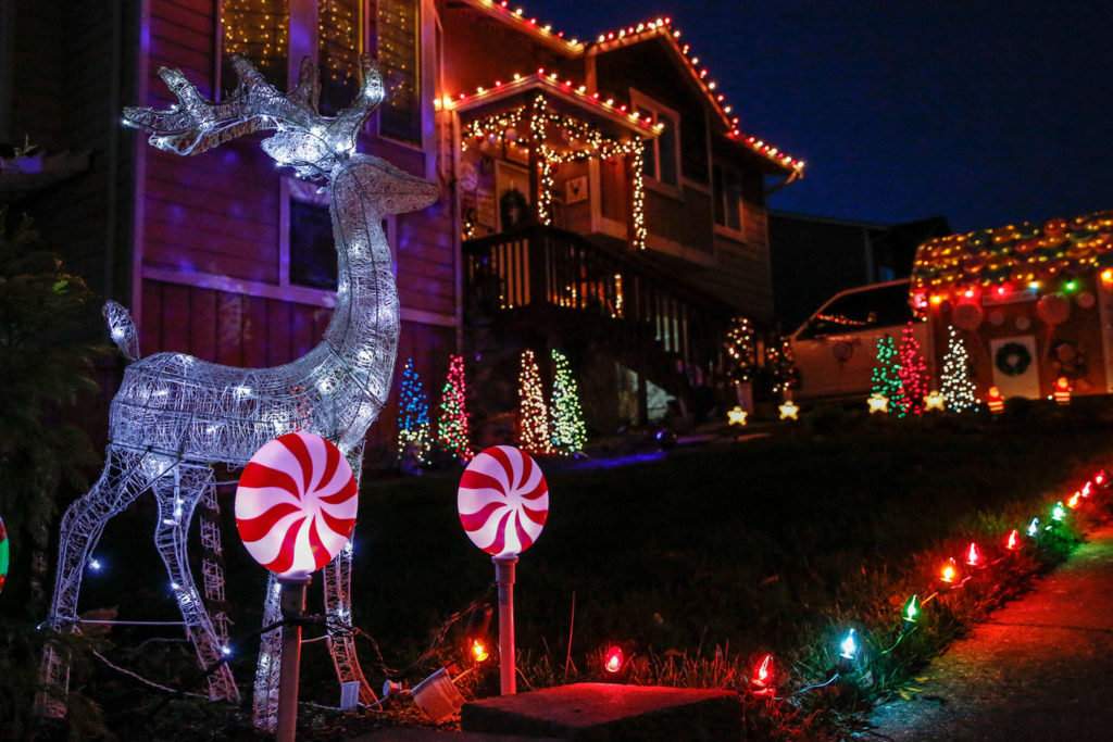 Brandi Smith’s map on Facebook guides you to decorated homes like this one in Arlington. (Kevin Clark / The Herald)
