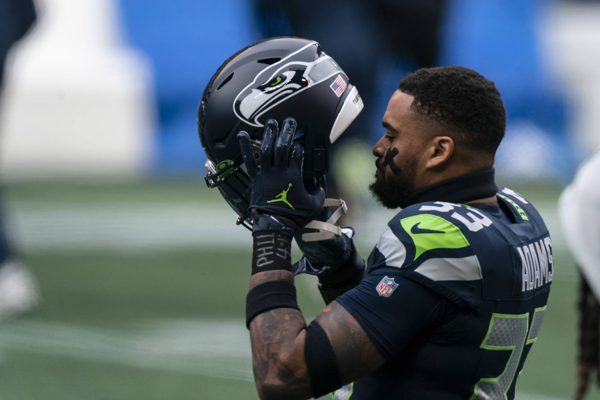 Seattle Seahawks safety Jamal Adams leaves first game in more than