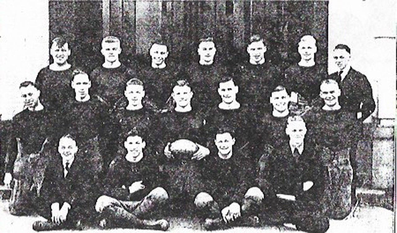The 1920 Everett High School national championship team. (Everett Public Library Northwest History Room)