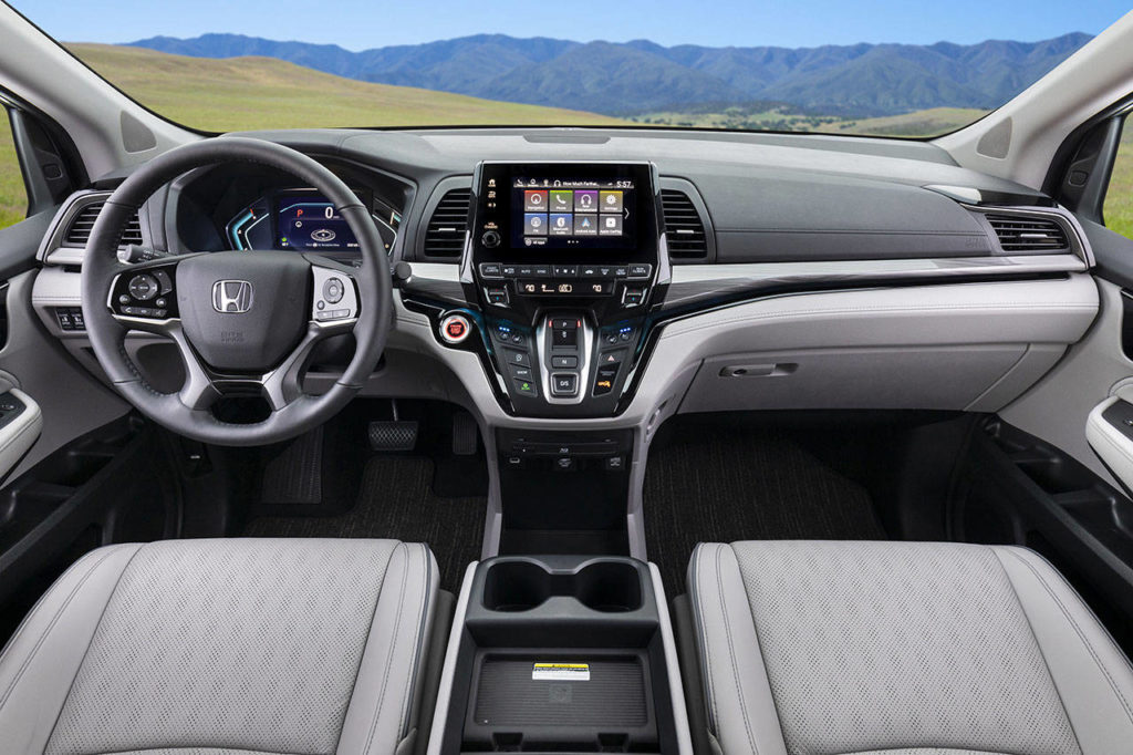 Heated and ventilated front seats, navigation, and an 11-speaker premium audio system are standard features of the Odyssey Elite interior, shown here. (Manufacturer photo)
