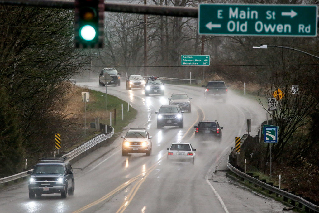 Traffic on Sunday afternoon shows the steady stream of westbound vehicles on U.S. 2 in Monroe. Farther east, the congestion is putting drivers onto county rural roads, causing concern to Sky Valley Fire District leaders. (Kevin Clark / The Herald)
