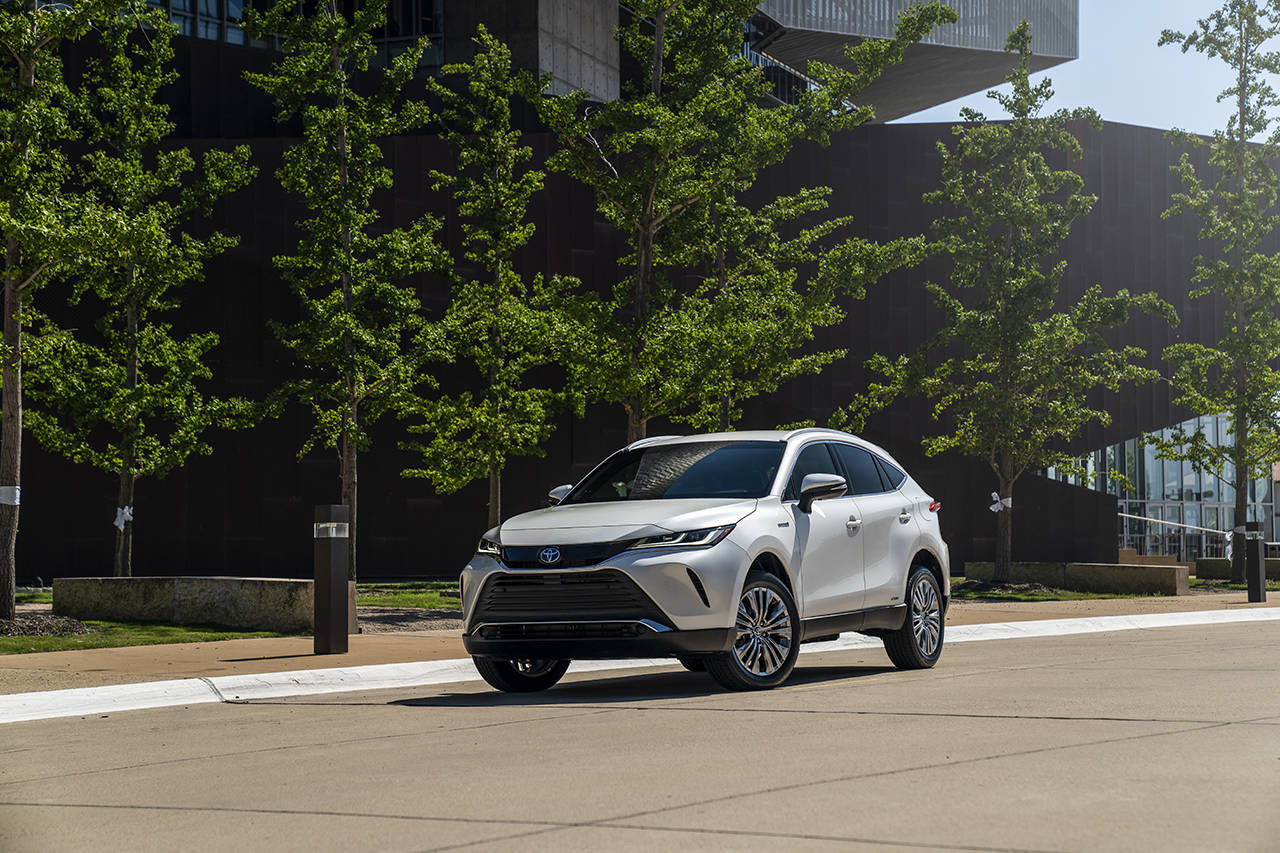 The 2021 Toyota Venza mid-size SUV has two rows of seats accommodating up to five passengers. (Manufacturer photo)