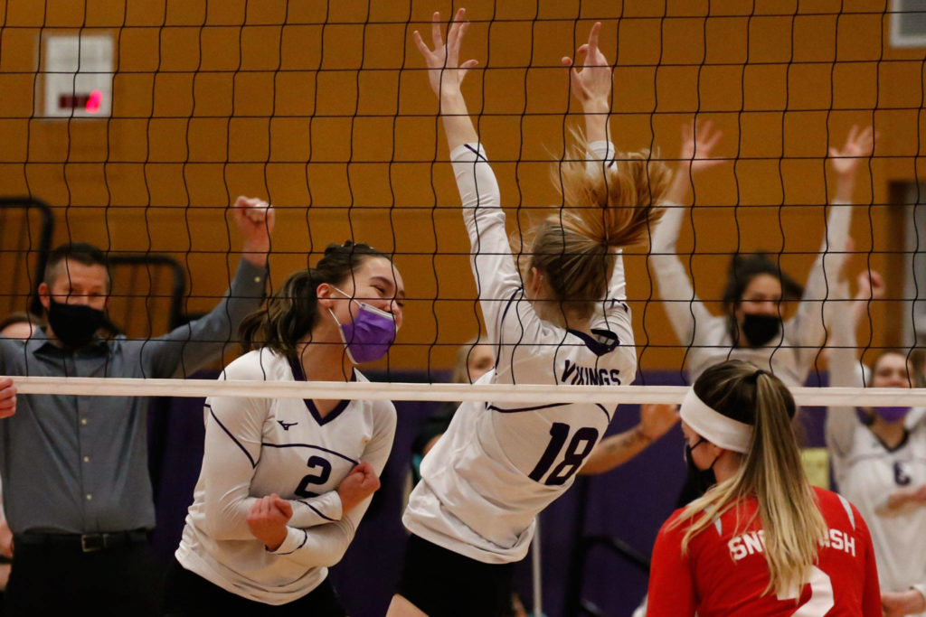 Lake Stevens hosted Snohomish in a Wesco volleyball match on Thursday night in Lake Stevens. The Vikings won in straight sets 25-20, 25-22 and 25-20. (Kevin Clark / The Herald)

