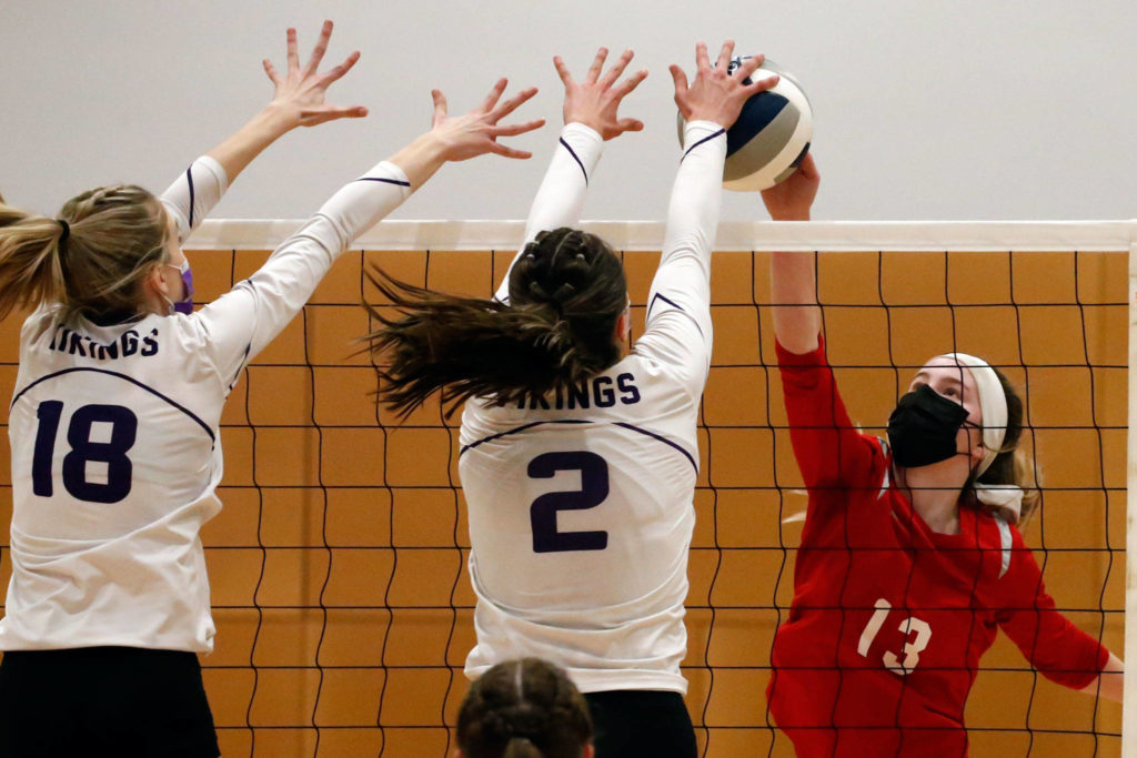 Lake Stevens hosted Snohomish in a Wesco volleyball match on Thursday night in Lake Stevens. The Vikings won in straight sets 25-20, 25-22 and 25-20. (Kevin Clark / The Herald)
