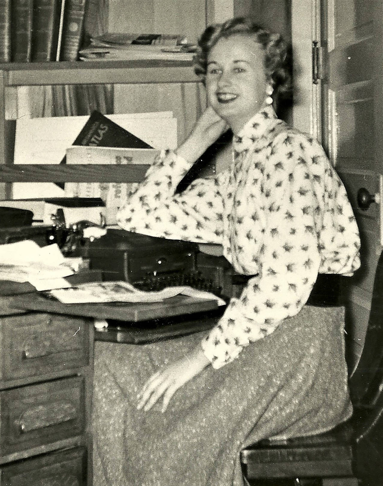 Jeanne Metzger, a longtime Herald editor, in the 1950s as The Everett Herald’s society editor. She died Wednesday at age 89. (Herald archives)