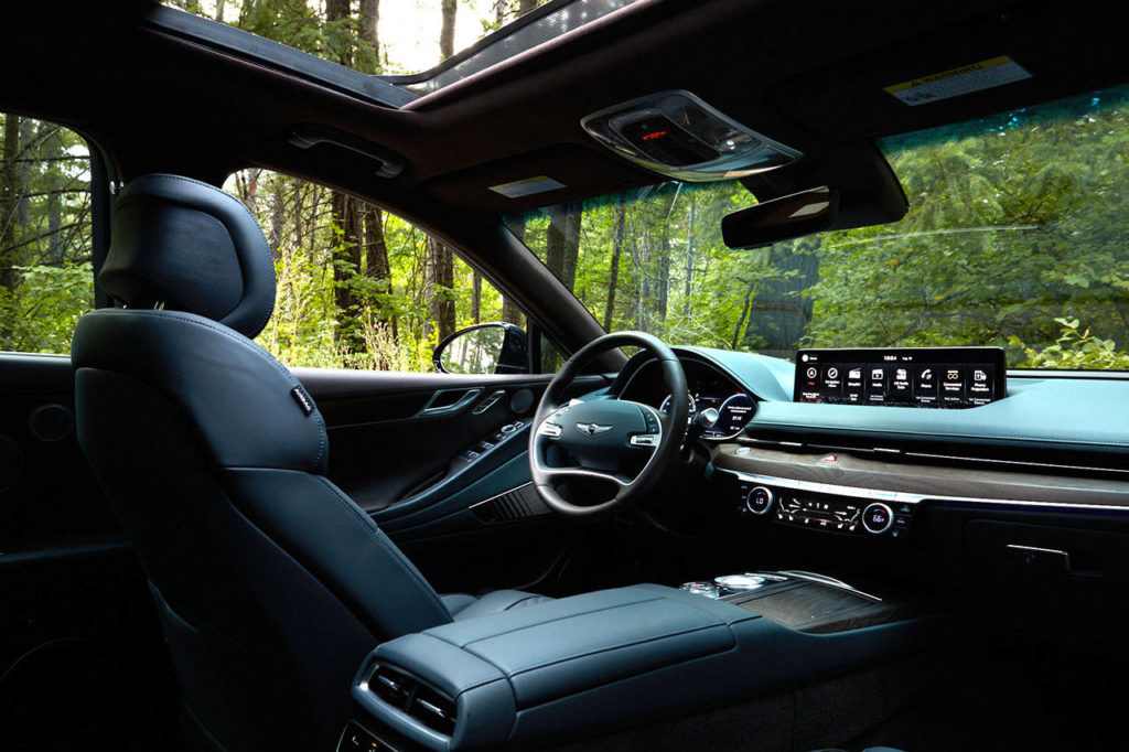 Climate control vents are integrated into the dash, giving the 2021 Genesis G80 interior a clean, uncluttered appearance. (Manufacturer photo)

