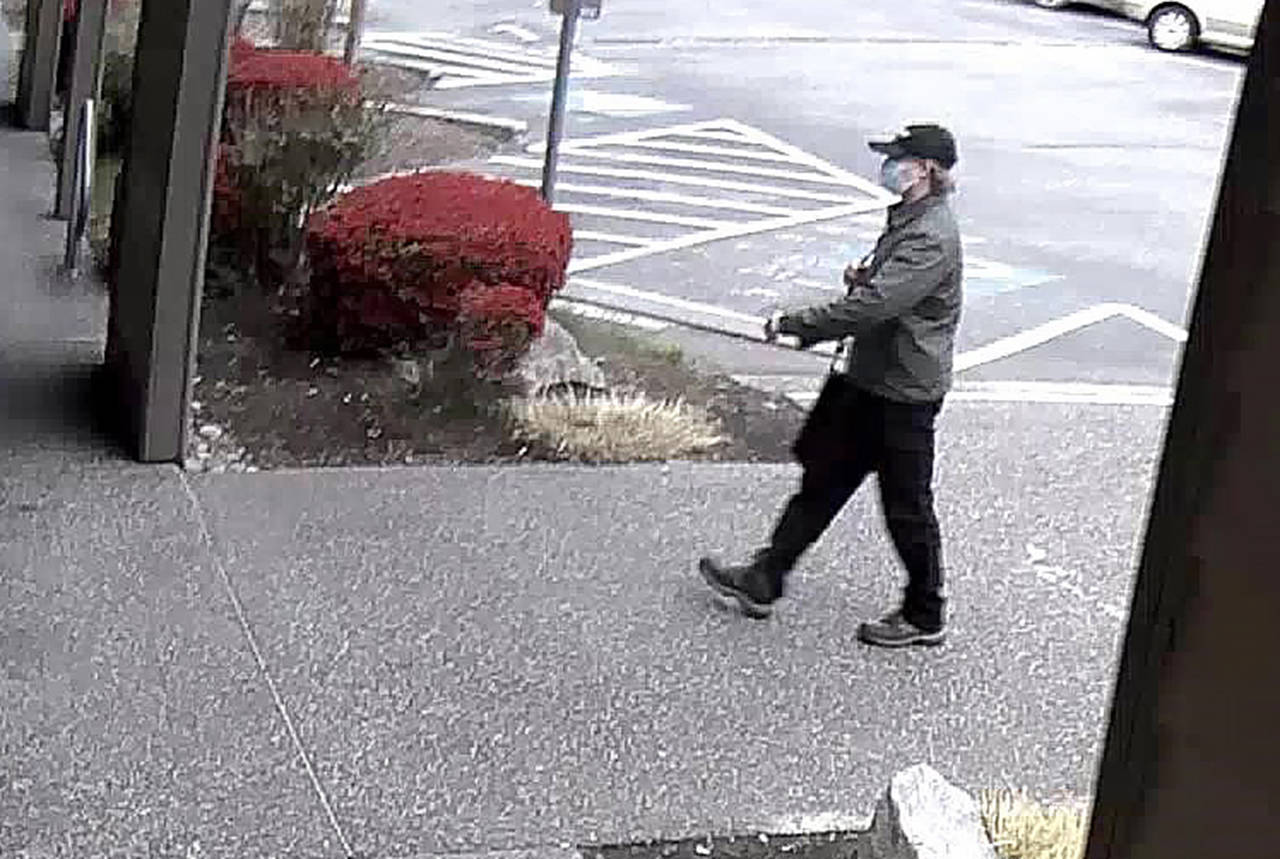 Detectives are seeking the public’s help to identify a suspect in a bank robbery that occurred on Monday, April 26, at the Wells Fargo Bank on 13th Street in Snohomish. (Snohomish County Sheriff’s Office)
