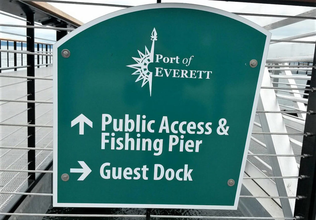 A sign points the way to the Port of Everett’s new fishing pier near the Mukilteo ferry terminal. (Julie Muhlstein / The Herald)
