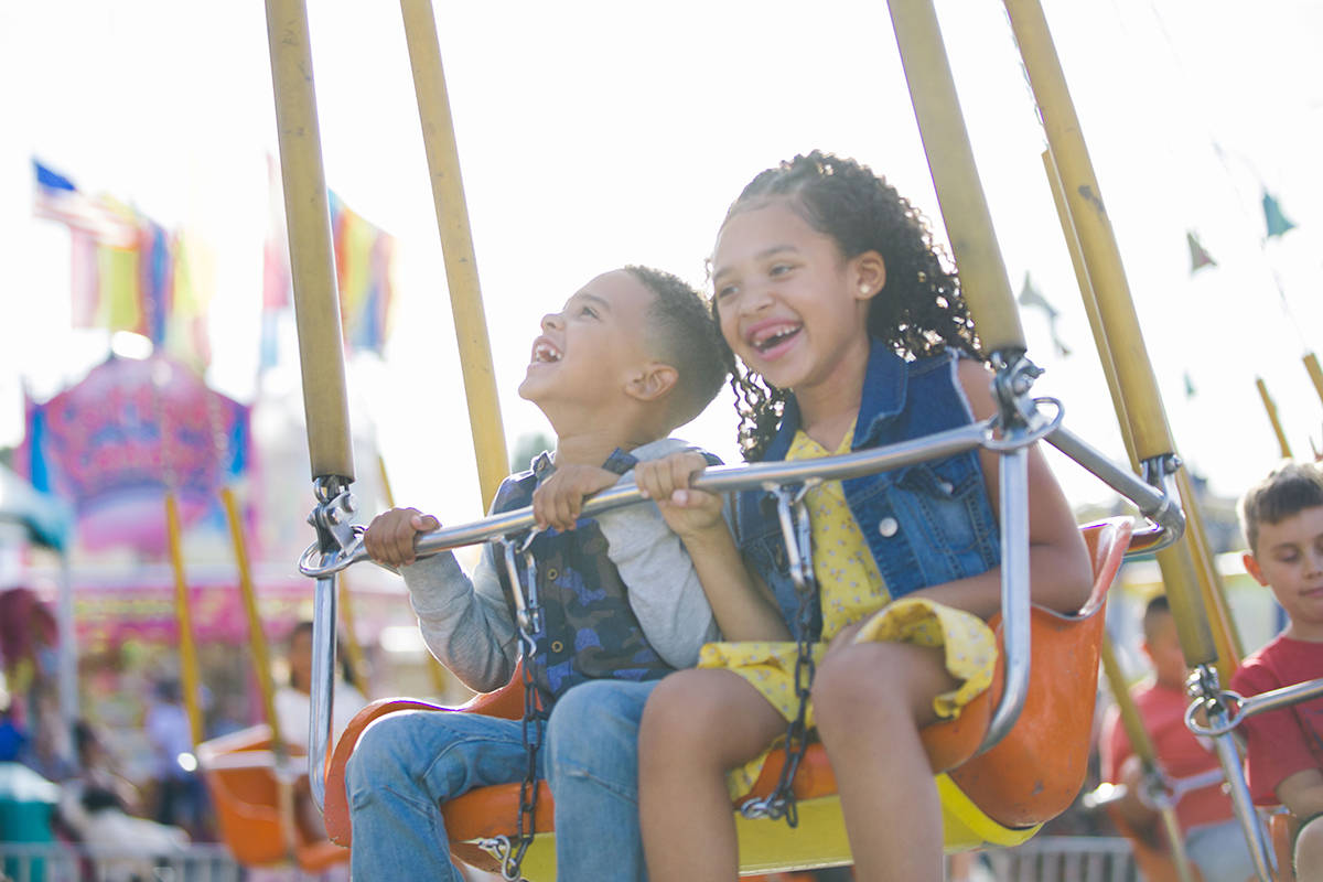 kids on ride