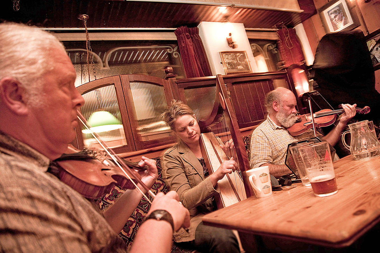 In Dingle town, when the sun goes down, traditional music fills the pubs.