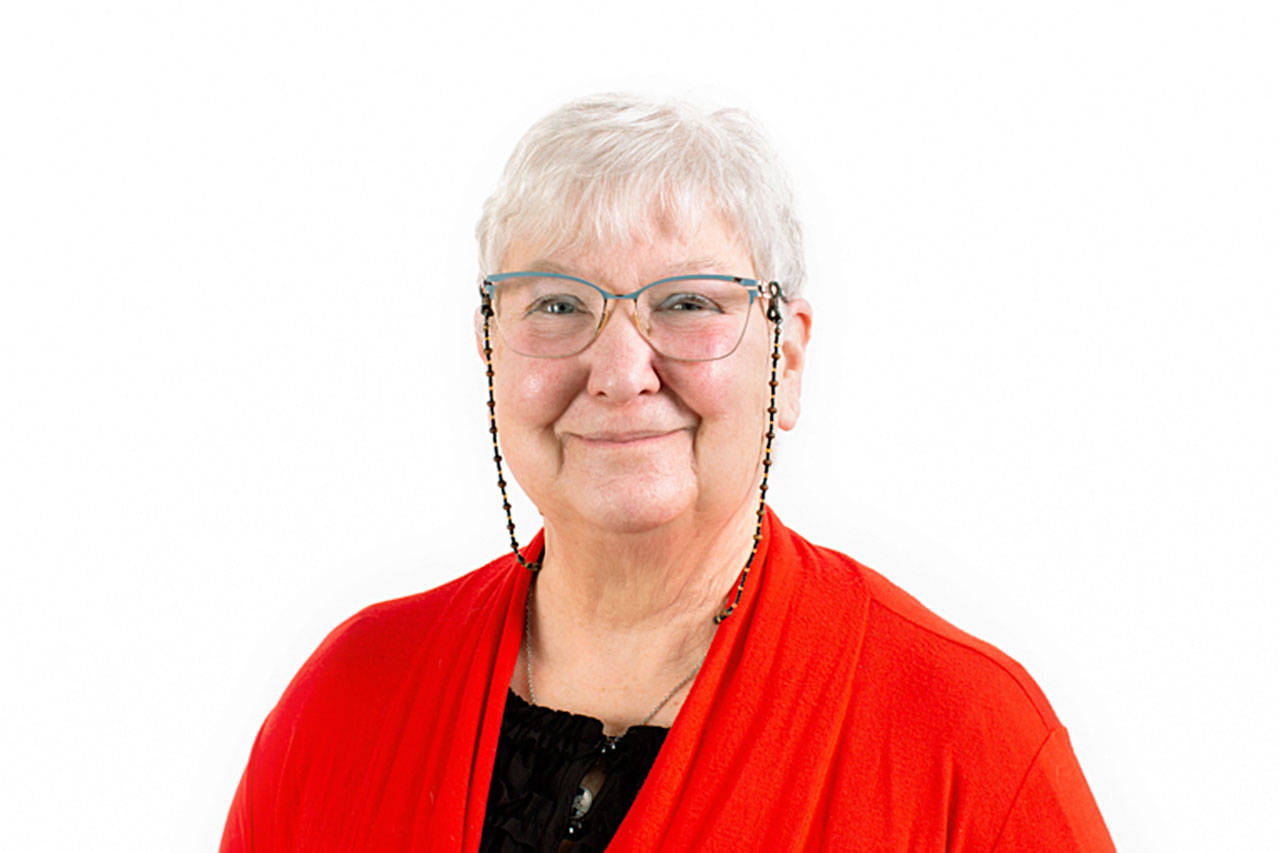 Jan Olsen, executive assistant and board secretary for Volunteers of America Western Washington, received the Administrative Excellence in Public Service Award from Admin Awards Pacific Northwest, a group that recognizes the efforts and talents of administrative professionals. (Admin Awards)